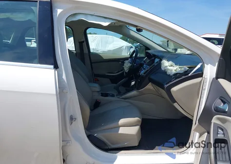 2012 Ford Focus Sel from USA, damaged, VIN 1FAHP3M29CL237381